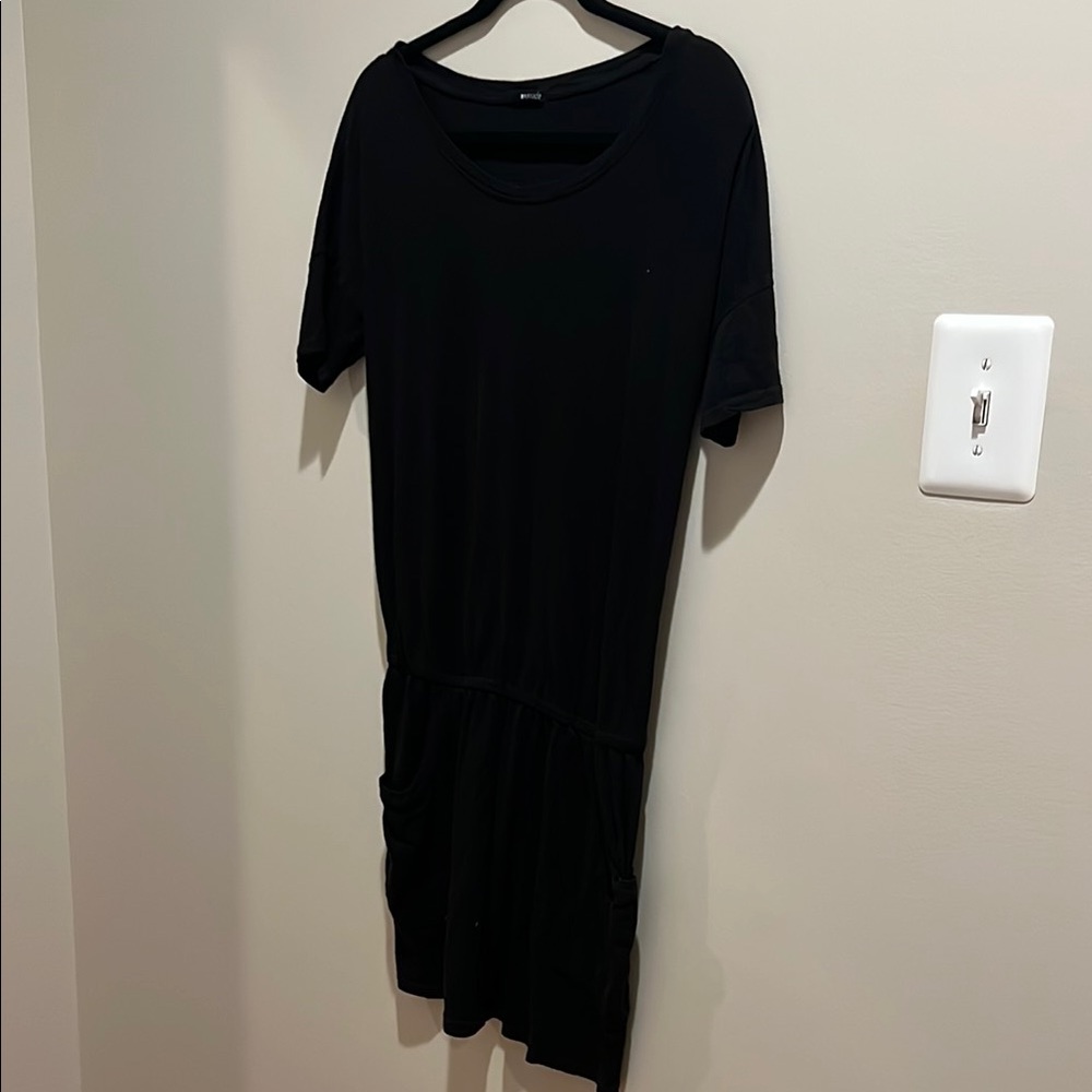 LA Made black dress